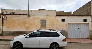 Casa adosada en Totana. Venta casa (zona la turra) esquina- garaje