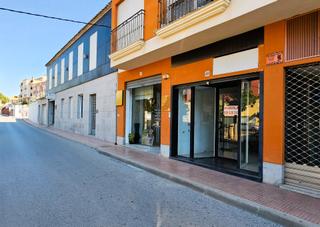Location Local commercial à Avenida rambla de la santa 36a. Alquiler local (rambla de la santa) 55 m2