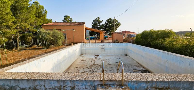 Foto 47537b48-3580-4f11-97bd-aeb0cf039b79. Chalet con camino parcheggio piscina in Aledo