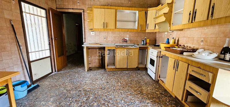 Foto ec333538-fc2b-414f-a6cf-0da69cb76ed9. Casa a schiera con camino parcheggio in Totana