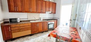 Pis  Calle luis martínez gonzález. Venta piso (zona centro) terraza- semiamueblado