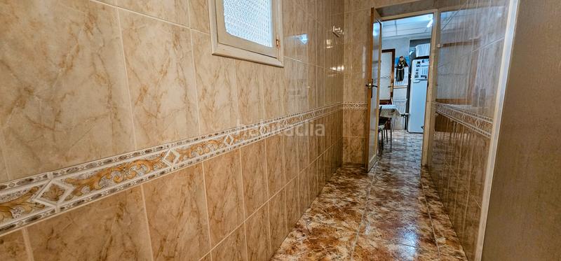 Foto bf7555d3-64ff-47d7-909d-422bf7bb8527. Casa con parcheggio in Totana