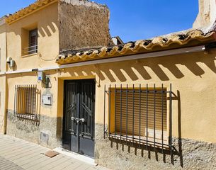 Haus in Totana. Venta casa (a reformar) terraza