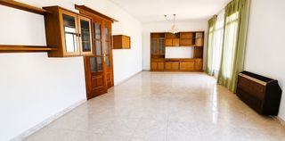 Casa adossada a Totana. Venta casa + local (zona parral) esquina