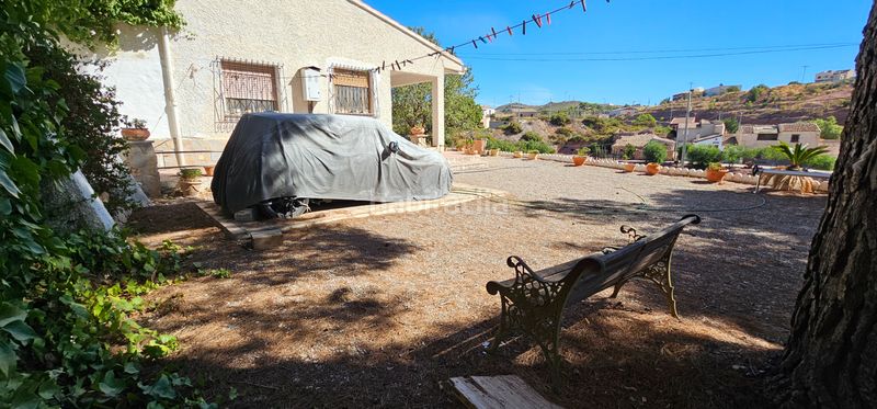 Foto d73a7667-8db4-4bce-8a07-3e805b04d35a. Xalet amb xemeneia piscina a Aledo