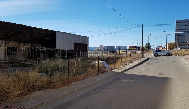 Foto eb38c35d-21e5-44a0-86f1-38e386957f43. Terreno residenziale in Totana