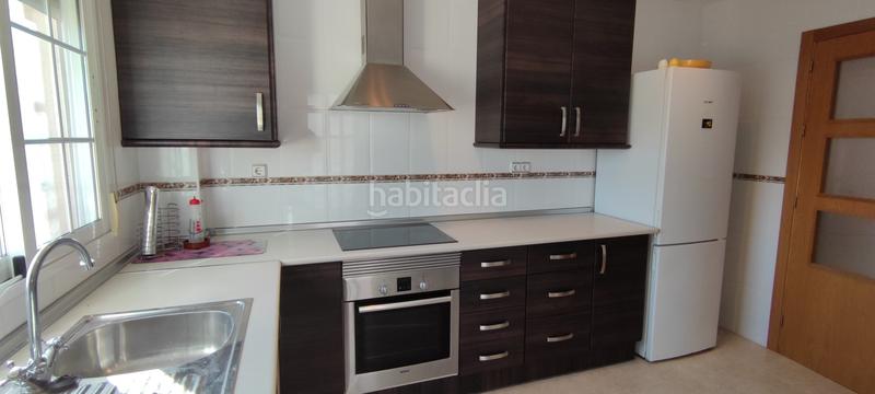 Foto c5cb5d4d-b717-41e8-971b-7ab40959565c. Chalet en Totana