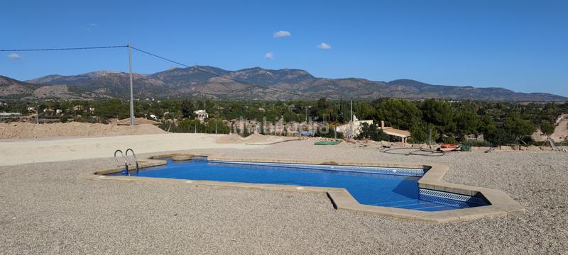 Foto f53c274d-f639-4c31-991e-69f63c0afd1a. Chalet en Totana