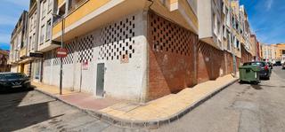 Geschäftsraum  Calle alcántara. Venta local comercial (la cerámica) esquina