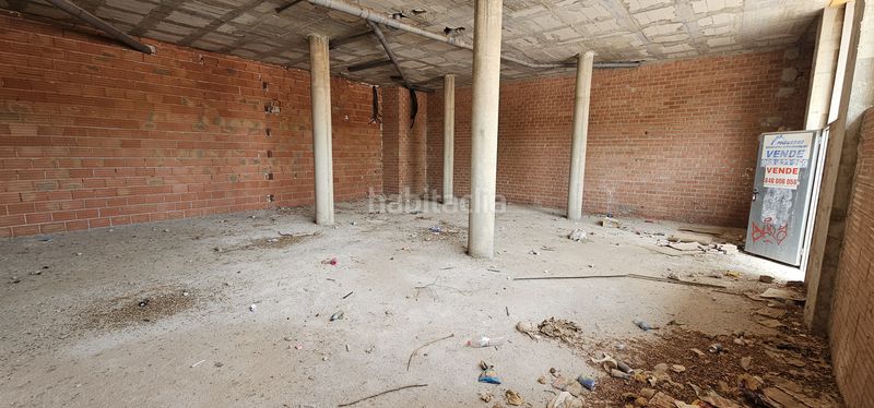 Foto a180f0ec-dd71-451d-8eaf-ddc34548abb2. Local comercial a calle santomera 43 a Totana