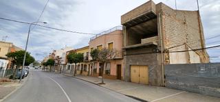 Geschäftsraum in Avenida general páramo 26. Venta almacén (avda general paramo) solar 180 m2