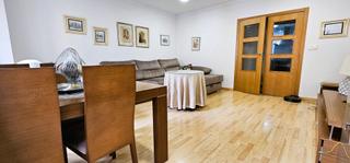 Etagenwohnung en Plaza de la constitucin 2a. Venta piso (centro- reformado) 143 m2