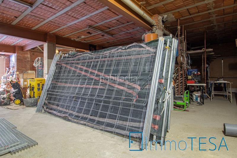 Foto 4421624b-e562-46e5-afe4-b22afcde3987. Local comercial en venta en Barri Antic Barberà del Vallès