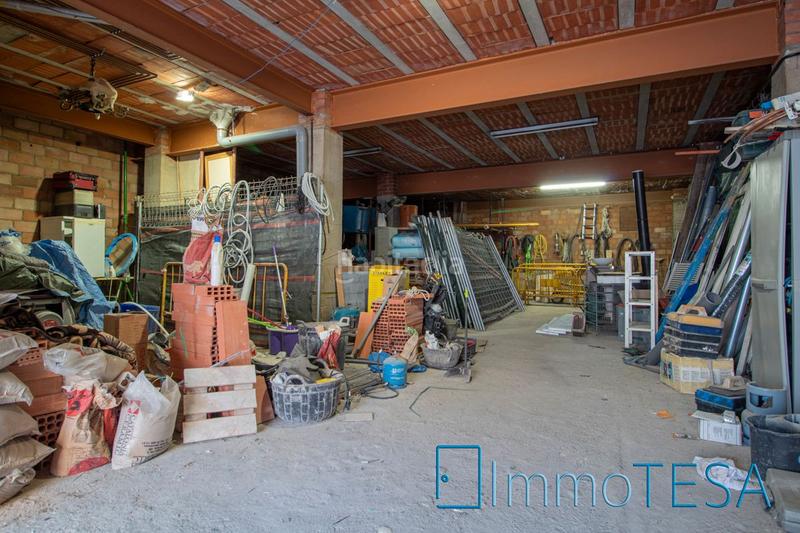 Foto 4b0e2daf-cfee-4ad7-a3f8-5b5a99d024be. Local comercial en venta en Barri Antic Barberà del Vallès