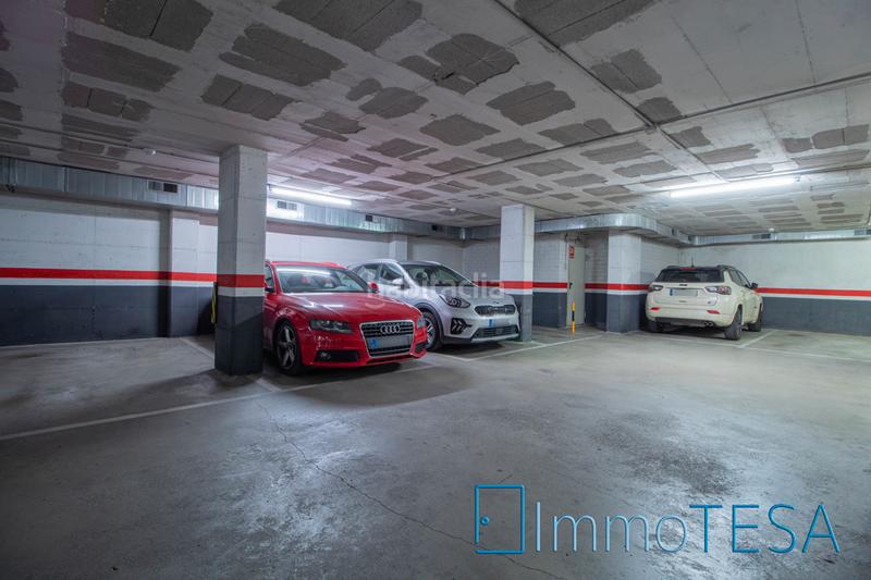 Foto 0dd29a58-ccb9-4086-ba3e-22fdea79cce1. Autoparkplatz in Centre Sabadell