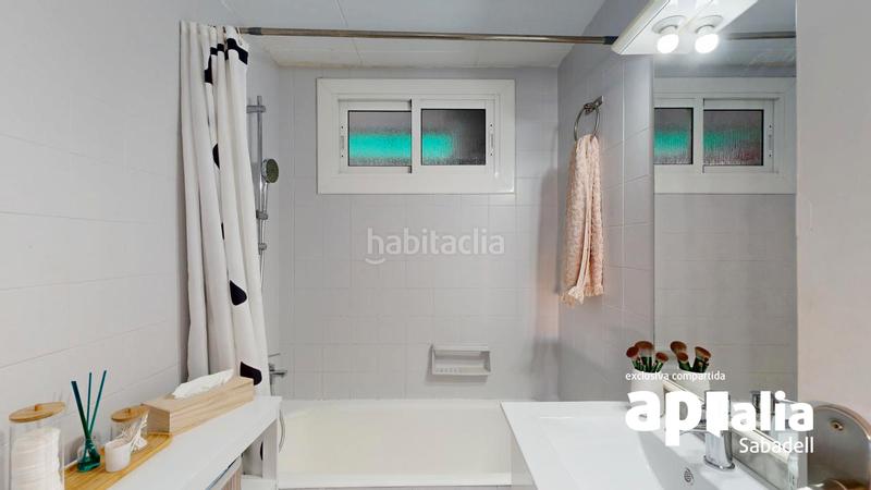 Foto 87f6c79e-c42a-4228-8c98-020ebab39bc0. Appartement avec chauffage dans Campoamor Sabadell
