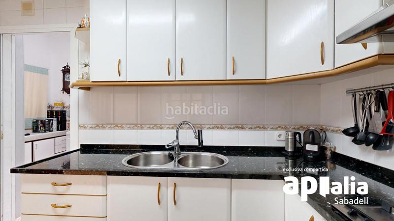 Foto 05d2aafa-8b40-4681-9f20-760b3d5e7ef0. Casa adosada para dos familias en La Romànica Barberà del Vallès