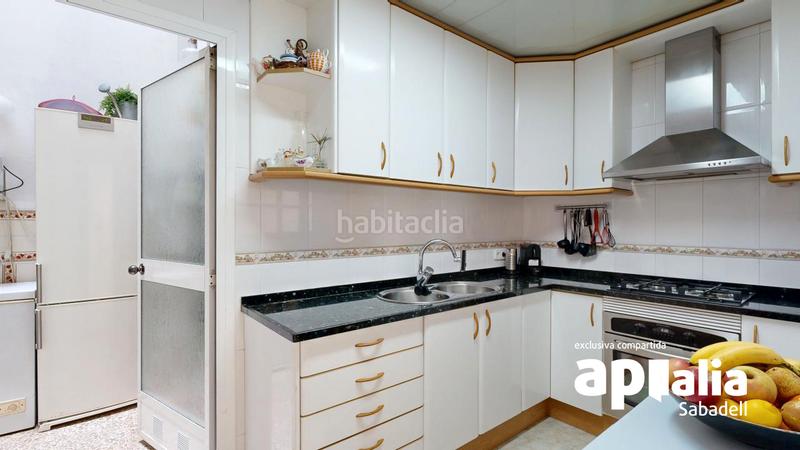 Foto 0d13d32e-f171-444a-b9df-308ca96ee6cc. Casa adosada para dos familias en La Romànica Barberà del Vallès