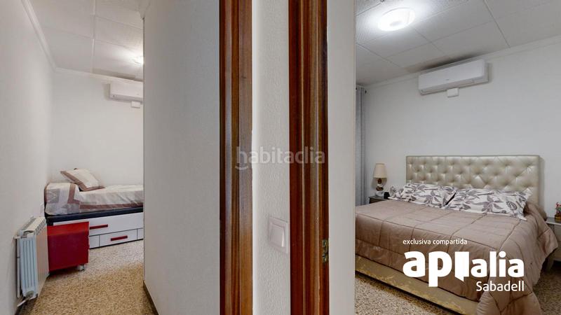 Foto 2adc9317-edfd-4305-afa9-009af9009160. Casa adosada para dos familias en La Romànica Barberà del Vallès