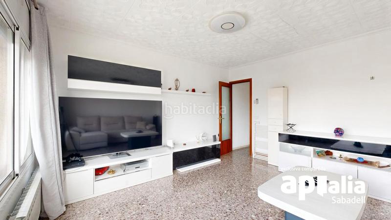 Foto 49ec3bcf-6432-43db-985d-5293c90702f7. Casa adosada para dos familias en La Romànica Barberà del Vallès