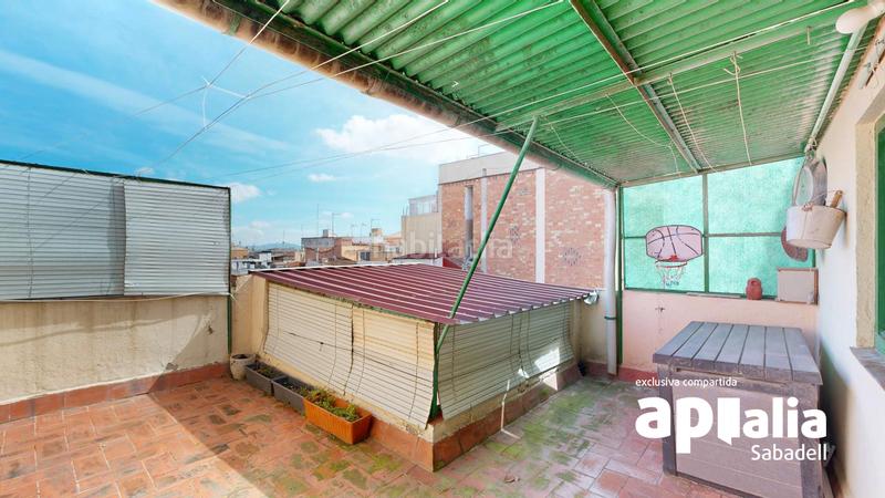 Foto 4d0dfb04-f4f1-47d5-acdb-a9480f7ce6e0. Casa adosada para dos familias en La Romànica Barberà del Vallès
