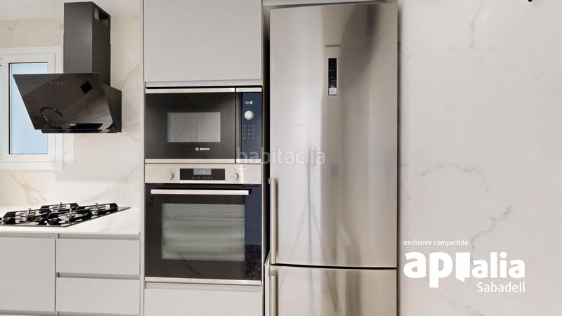 Foto 53663600-14b0-4f32-9336-8da50e331c9d. Casa adosada para dos familias en La Romànica Barberà del Vallès