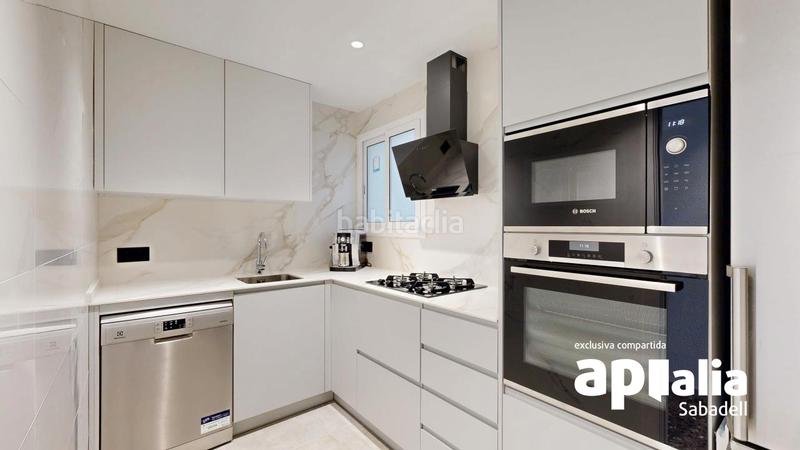 Foto 9f5def78-859c-489b-bfc5-858ae53639af. Casa adosada para dos familias en La Romànica Barberà del Vallès