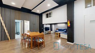 Location Local commercial  Carrer de josep armengol. Con  vado