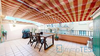 Maison jumelée à Barri Antic. Con terrazas y parking