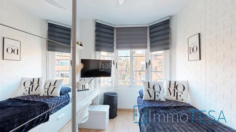 Foto 27c6cf24-c712-45df-aa1f-9a5a3c94fe3a. Casa adossada amb calefacció aparcament piscina a Barberà del Vallès