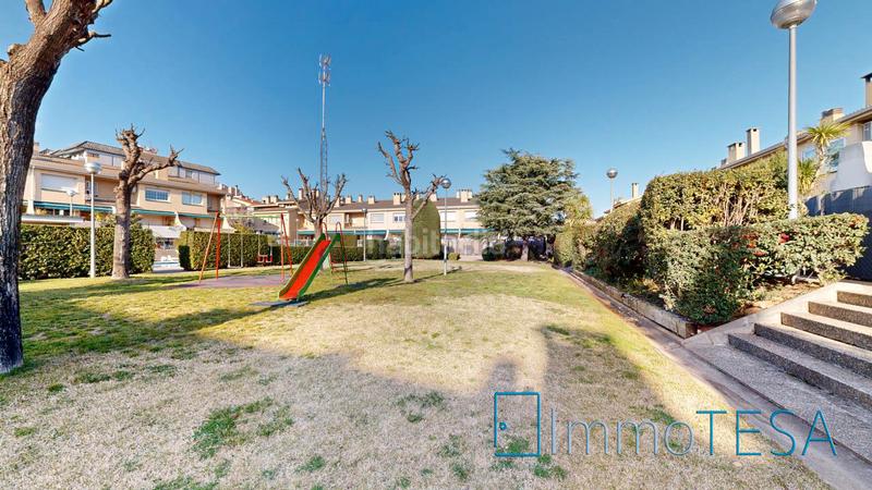 Foto 577e9b33-c52f-44af-b9ad-33d76ef1d7b0. Casa adossada amb calefacció aparcament piscina a Barberà del Vallès