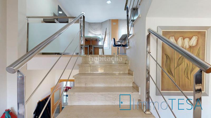 Foto 7677b6d4-f01d-48c4-833e-43924be345b6. Casa adossada amb calefacció aparcament piscina a Barberà del Vallès