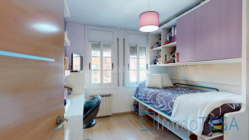 Foto d0021670-a3a3-44dd-840b-ac1fcf6b7343. Casa adossada amb calefacció aparcament piscina a Barberà del Vallès