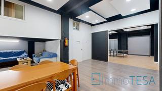 Local Comercial a Barri Antic. Con vado