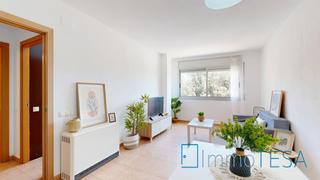 Flat  Carrer navarra. Con parking