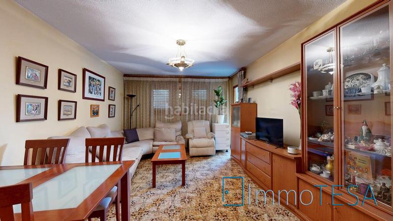 Foto a96637ac-3d7e-4577-a702-a2b9447e0f00. Piso con ascensor y balcon en Badia del Vallès