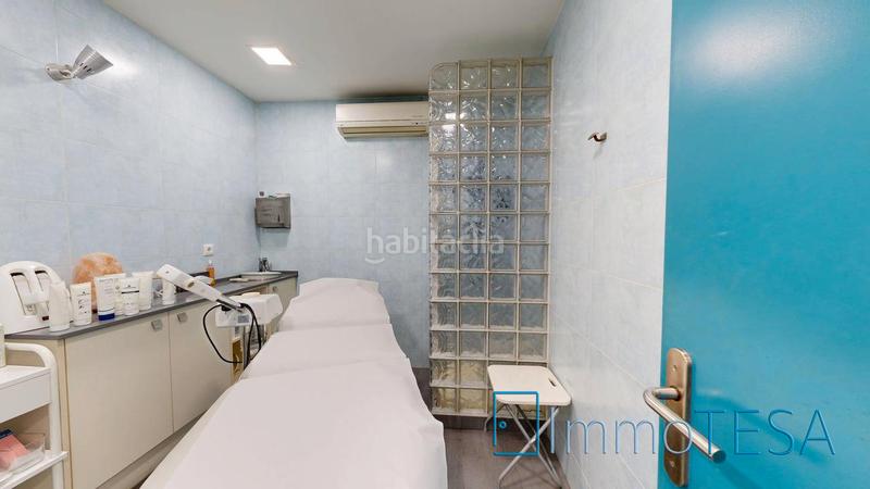 Foto 49df2382-89c4-49d0-87d9-d797396f8ffc. Local comercial a Barri Antic Barberà del Vallès