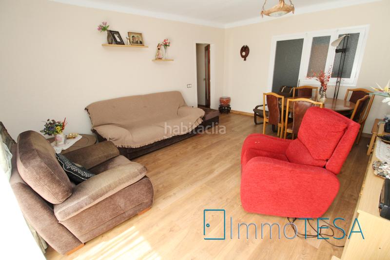 Foto ed3fb200-1a96-49e9-9131-fc1555495449. Semi detached house in Barri Antic Barberà del Vallès