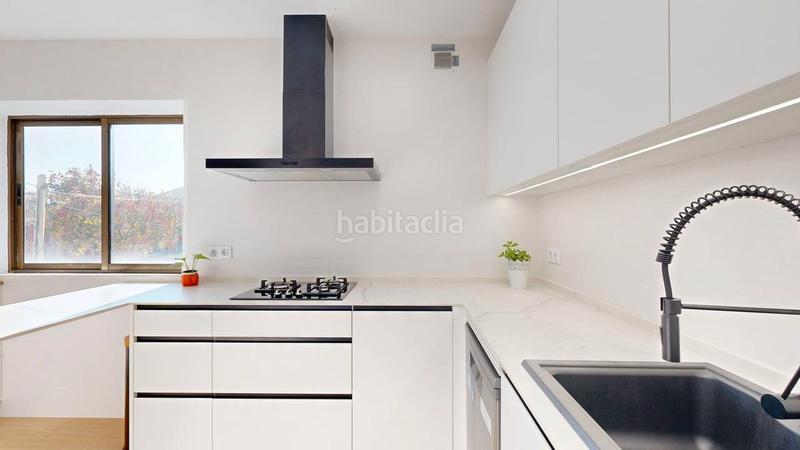 Foto 31ff030d-6ae5-41dd-8c27-0920f465c34b. Casa con camino riscaldamento parcheggio in Ca n´Esteper-Can Gorgs-Can Gorgs II Barberà del Vallès