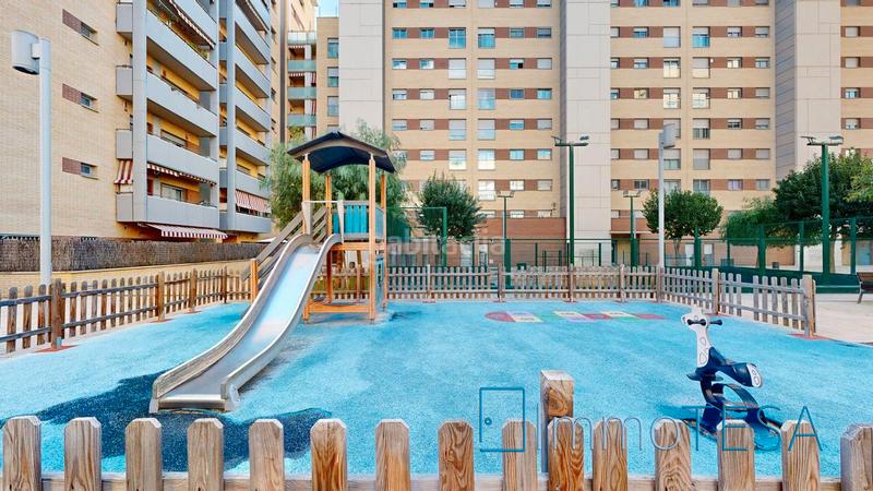 Foto 64e6f135-10f4-4a08-bbff-0b5df4f68a01. Pis amb calefacció aparcament piscina a Parc d´Europa Barberà del Vallès