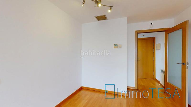 Foto 6d7ae3f7-9087-4ca9-b3de-75e800deea81. Pis amb calefacció aparcament piscina a Parc d´Europa Barberà del Vallès