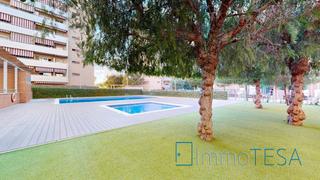 Pis a Parc d´Europa. Esquinero, con piscina, parking y trastero