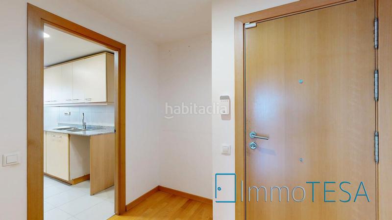 Foto da057644-5c59-416c-b27a-522da603946f. Pis amb calefacció aparcament piscina a Parc d´Europa Barberà del Vallès