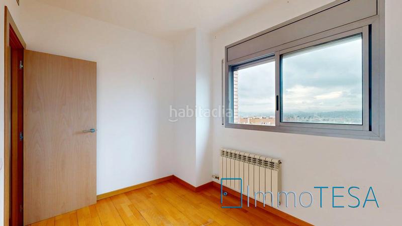 Foto f2c59931-bdfe-4f53-b16d-479f4d3d28a0. Pis amb calefacció aparcament piscina a Parc d´Europa Barberà del Vallès