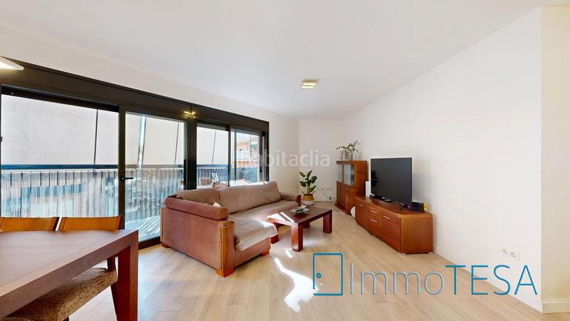 Foto 6a78ffea-ba7d-4d6a-bccb-142c90beff67. Flat with heating parking in Barri Antic Barberà del Vallès