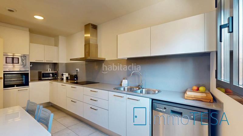 Foto 8868ebae-3a6e-4aa2-b2f5-3d2b24422b09. Flat with heating parking in Barri Antic Barberà del Vallès