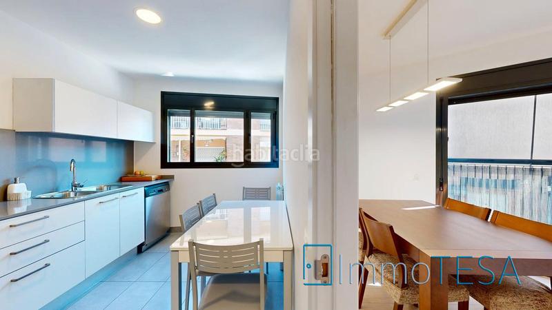 Foto f7bdd0ec-5546-4691-9efd-400dcbb610e4. Flat with heating parking in Barri Antic Barberà del Vallès