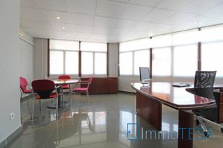 Oficina a Centre-Eixample-Can Llobet