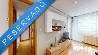 Pis a Badia del Vall�s. Con ascensor y balc�n