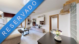 Etagenwohnung in Centre-Eixample-Can Llobet. En doctor moragas